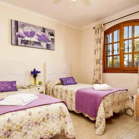 Villa Kaleon, 3 Bedroom Villa In Puerto Del Carmen *