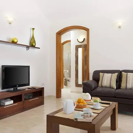 Kaleon, 3 Bedroom Villa In Puerto Del Carmen
