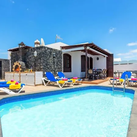 Villa Kaleon, 3 Bedroom Villa In Puerto Del Carmen *